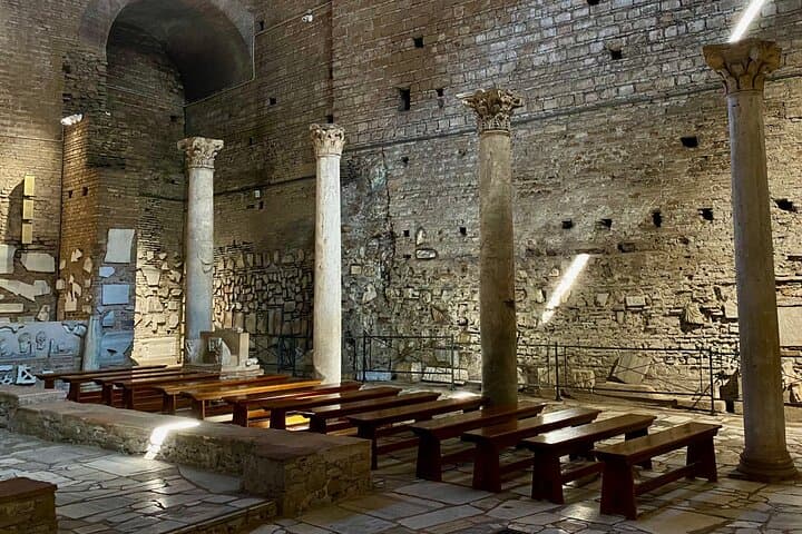 Tour Espressivo per Piccoli Gruppi delle Catacombe Romane con Trasferimento — foto 4