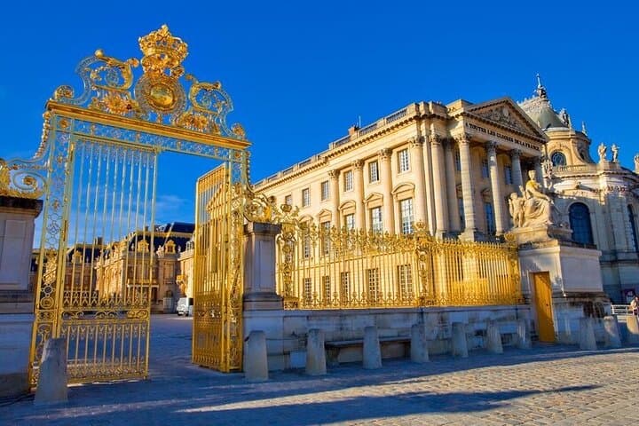 Rundfahrttransfer zum Schloss Versailles von Paris — Foto 4