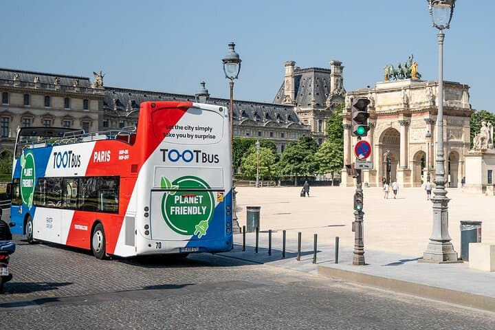 Tour in autobus Hop-On Hop-Off Tootbus di Parigi (Crociere opzionali) — foto 5