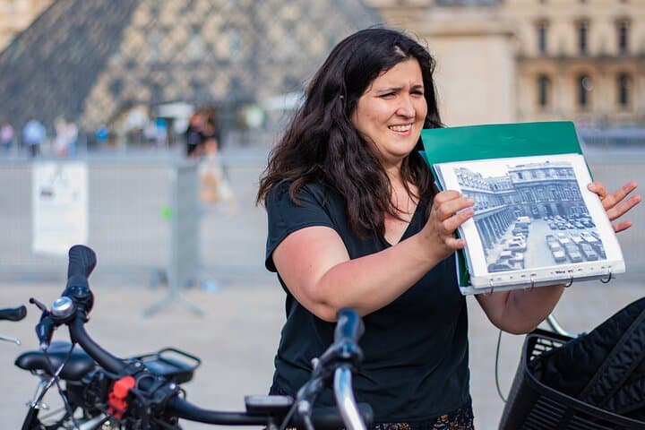 Meilleur de Paris : Visite guidée en petit groupe à vélo électrique — photo 3