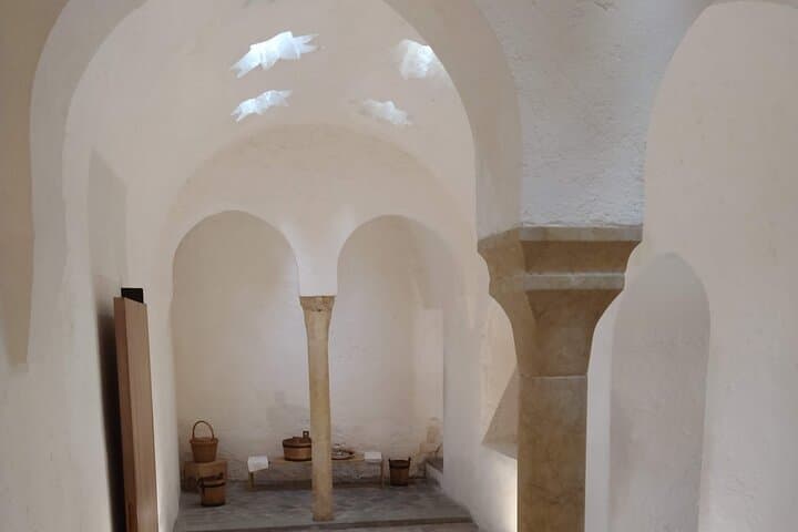 Mittelalterliche Valencia Kleingruppen-Walking Tour — Foto 5