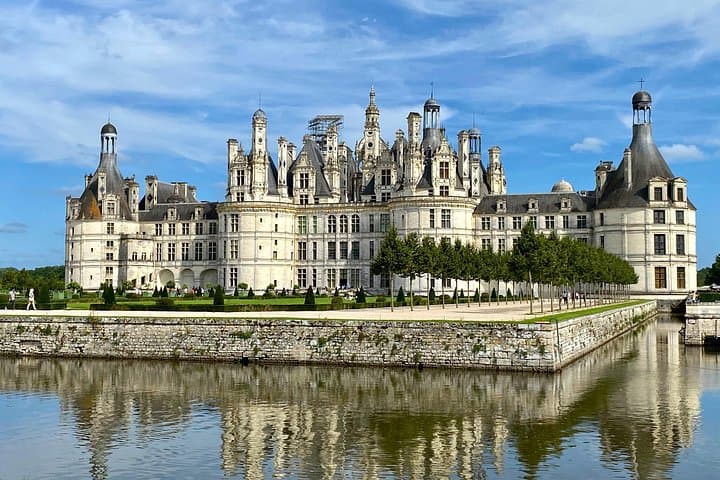 Tour privado de 2 días por los 6 principales castillos del Loira desde París — foto 3