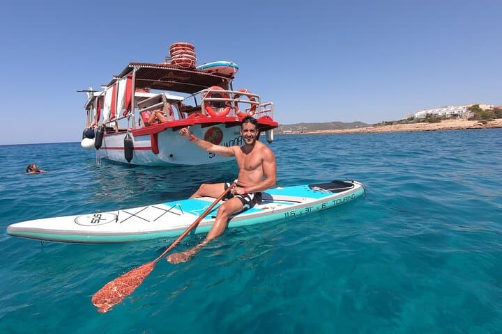 Ibiza Chill Cruiser Tour di Mezza Giornata — foto 2