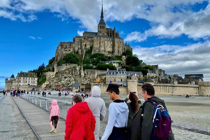 Mont Saint-Michel Kleingruppentour von 2 bis 7 Personen ab Paris