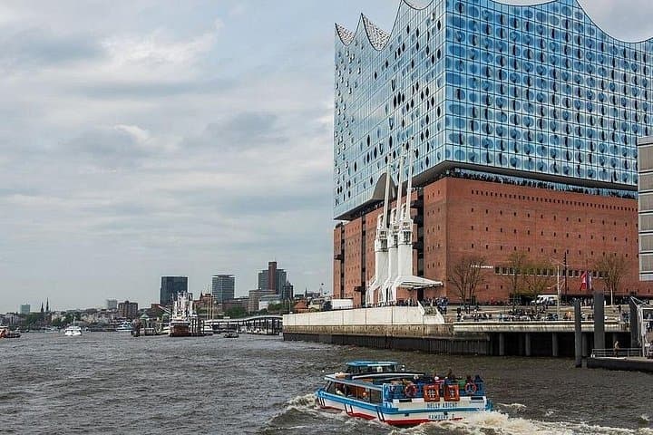 Hamburg 2-stündige Hafenrundfahrt auf der schönen Elbe — Foto 2
