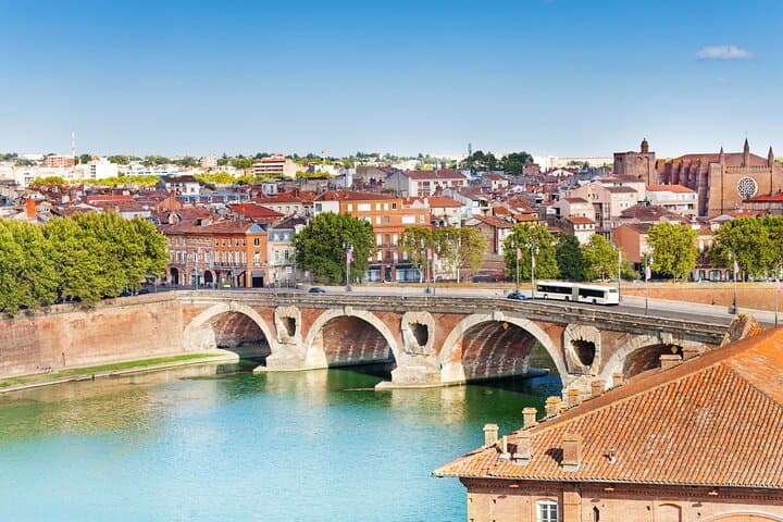 Juego y Tour de Exploración del Tesoro en el Casco Antiguo de Toulouse