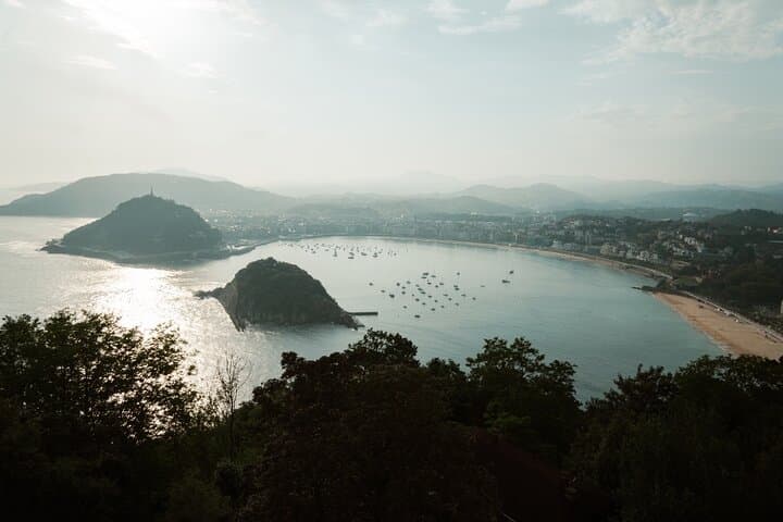 Private San Sebastián Highlights & Pintxos Tour — Foto 3