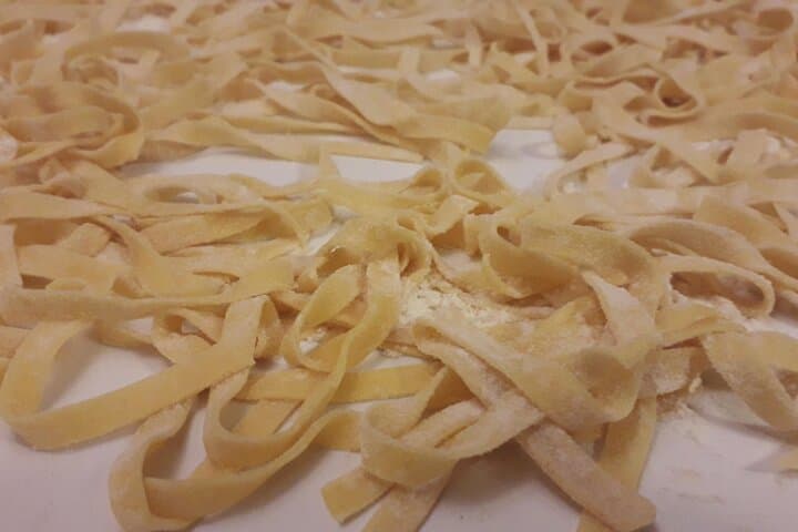 Lerne, italienische Rezepte mit einem italienischen Koch zu kochen — Foto 3