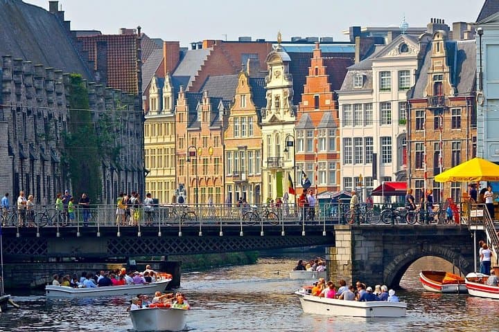 Escursione di un giorno in piccoli gruppi a Bruges in minivan da Parigi — foto 2