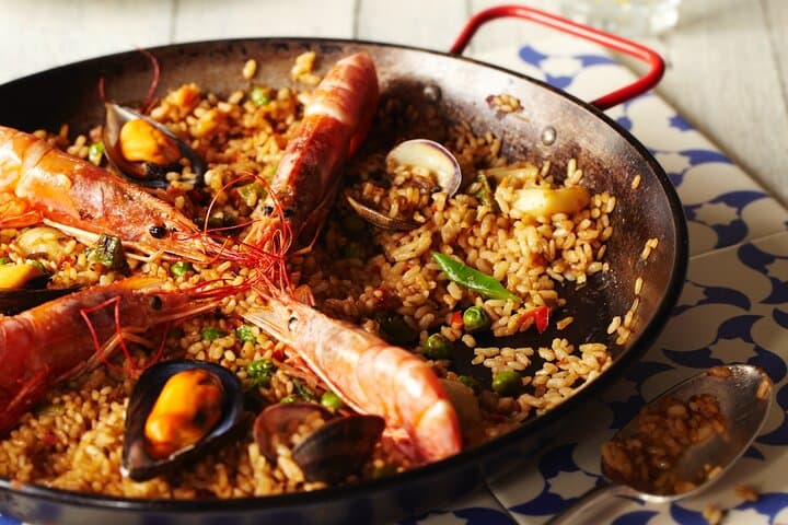 Paella-Kurs in Barcelona mit Blick auf die Las Ramblas — Foto 4