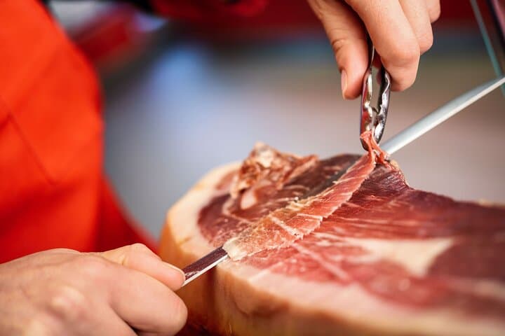 Excursion d'une journée à Trevélez et visite d'une usine de séchage de jambon — photo 4