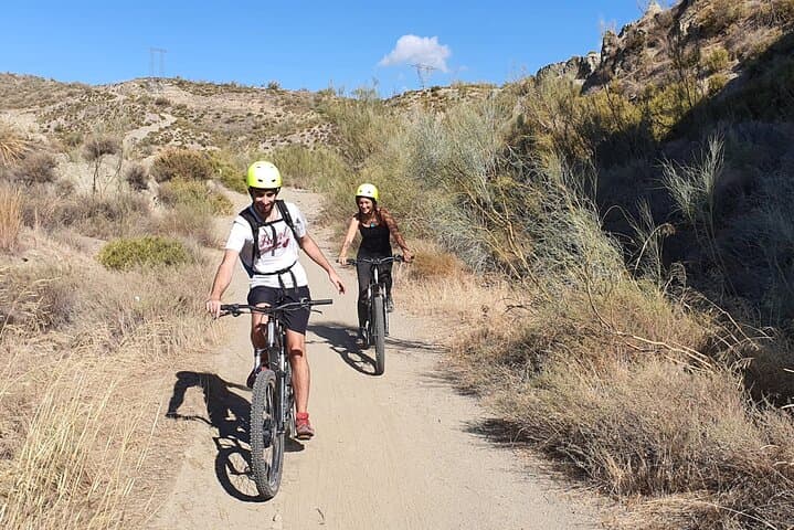 Tour privado en e-MTB por la Silla del Moro en Granada — foto 2