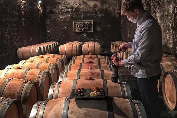 Bordeaux: Château-Besuch, Unterirdische Keller & Weinprobe — Foto 2