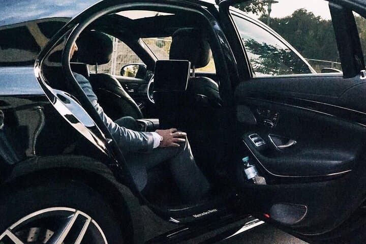 Trasferimento Privato: Da Nizza Città all'Aeroporto di Nizza NCE in Auto di Lusso — foto 2