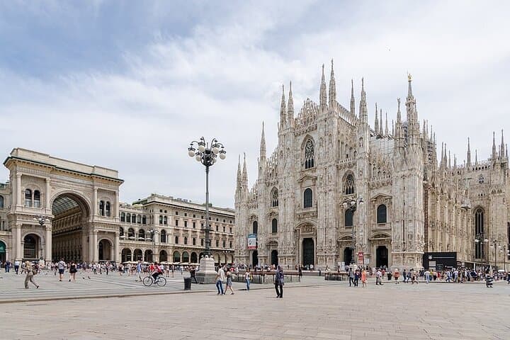 Privater Transfer vom Mailand zum Flughafen Malpensa MXP — Foto 4