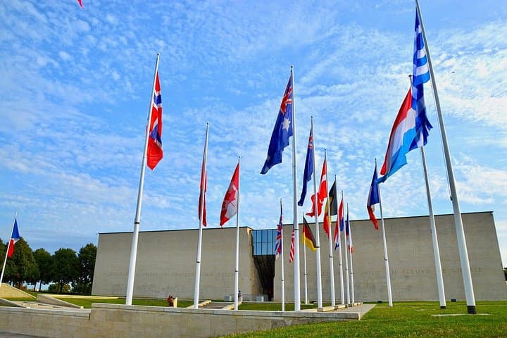 Kleine Gruppentour zu den D-Day Landungsstränden in der Normandie ab Paris — Foto 5