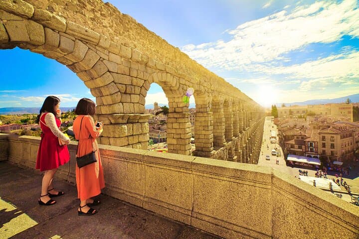 Geführte Tagestour nach Segovia und Ávila von Madrid — Foto 3