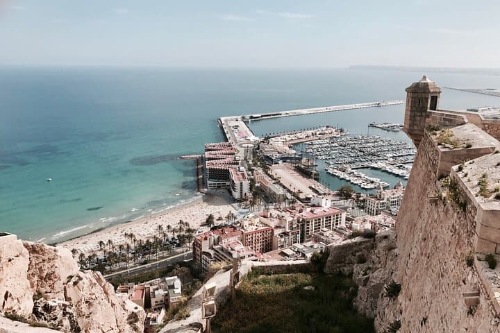 Privater Ganztagesausflug nach Alicante von Valencia — Foto 3