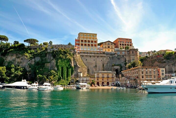 Tour di un giorno tra Sorrento, Positano e Amalfi da Napoli — foto 5
