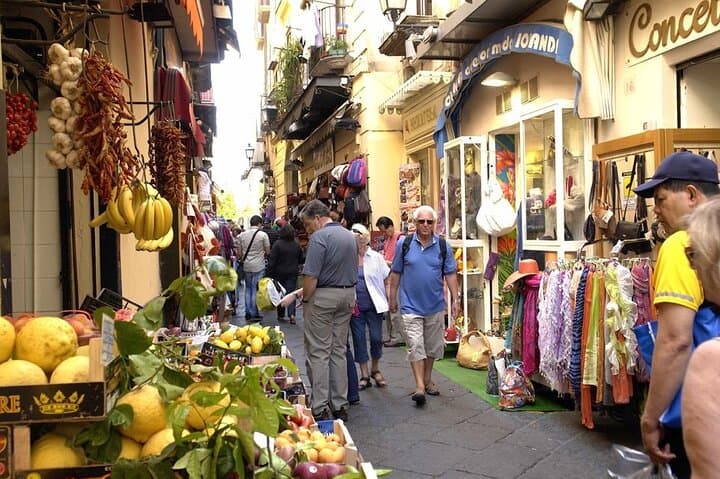 Tour di un giorno tra Sorrento, Positano e Amalfi da Napoli — foto 3
