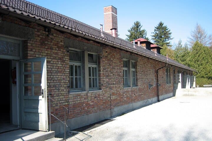 Tour di mezza giornata in piccoli gruppi a Dachau da Monaco — foto 5