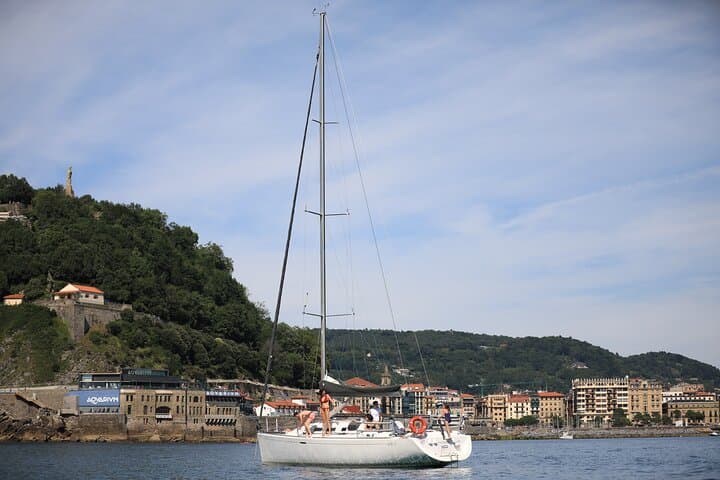 Private Segeltouren in San Sebastian