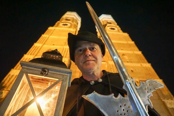 Mittelalterliche Stadtführung mit Nachtwächter in München auf Deutsch — Foto 4