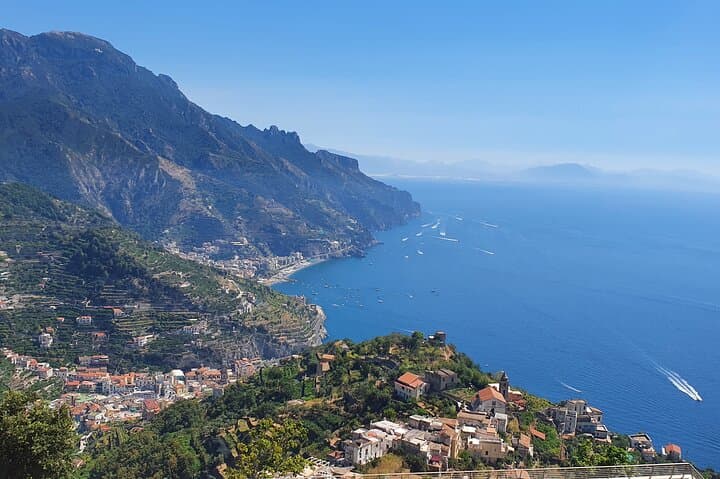 Privater Transfer: Flughafen Neapel nach Amalfi — Foto 4