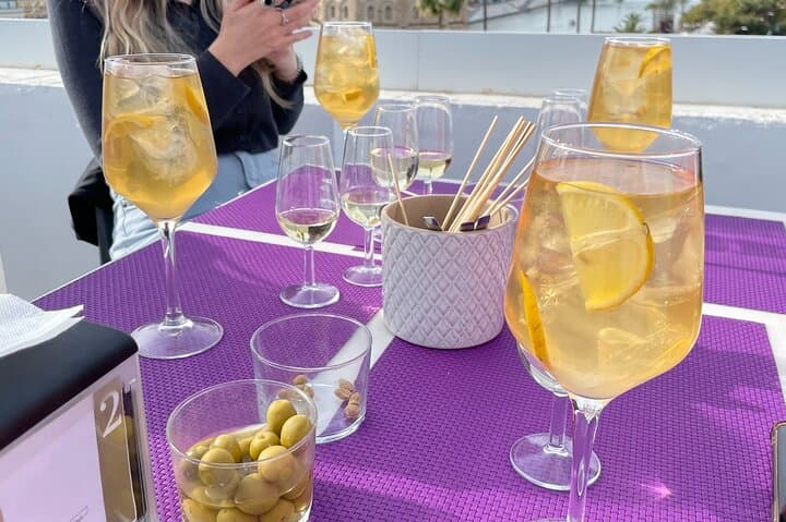 Sangria-Verkostungserlebnis in Sevilla