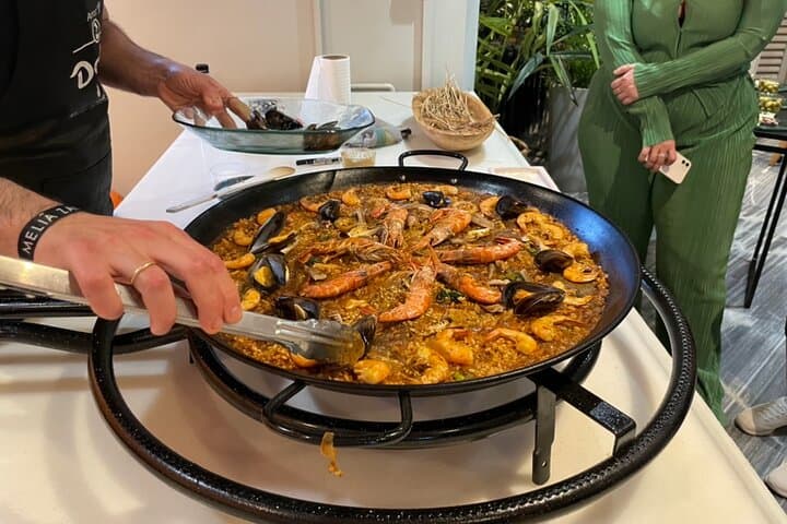 Paella Showcooking-Erlebnis in Sevilla