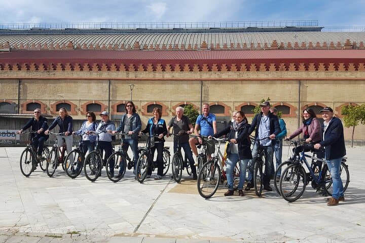 Tour in Bicicletta Guidato di Siviglia — foto 3