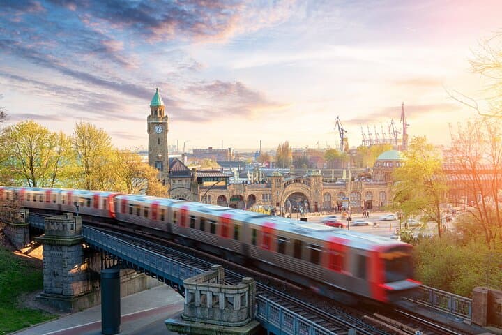 Traditionelles deutsches Essen und private Tour durch die Hamburger Altstadt — Foto 3