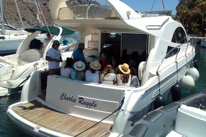 Crociere di Lusso in Yacht a Motore di Mezza Giornata a Granada — foto 2