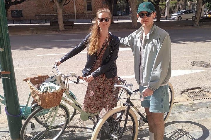 Vintage-Stil Fahrradverleih in Malaga — Foto 3