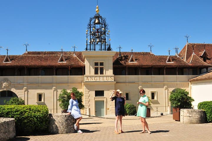 Private Tour von Saint-Emilion: Unterirdische Monumente und Weinprobe — Foto 2