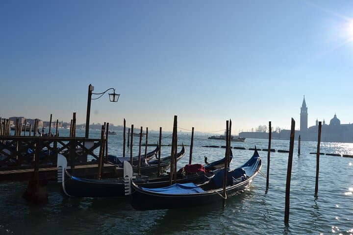 Tour di Gruppo Ridotto alla Scoperta del Cibo di Strada e dei Luoghi di Interesse a Venezia — foto 4