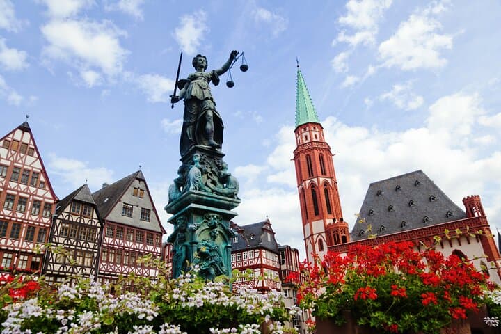 Tour en Bicicleta Ecológica: Centro Histórico de Frankfurt y Naturaleza — foto 4
