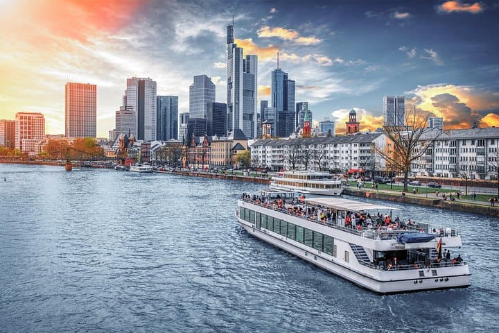 Private Stadtrundgang durch Frankfurt mit Kreuzfahrt