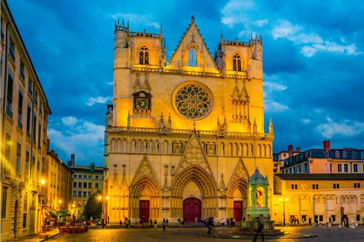 Jeu d'exploration des fantômes de Lyon