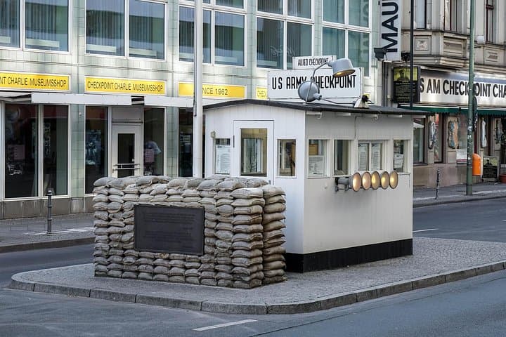 Visite privée à pied du Mur de Berlin - Berlin Est et Ouest — photo 3