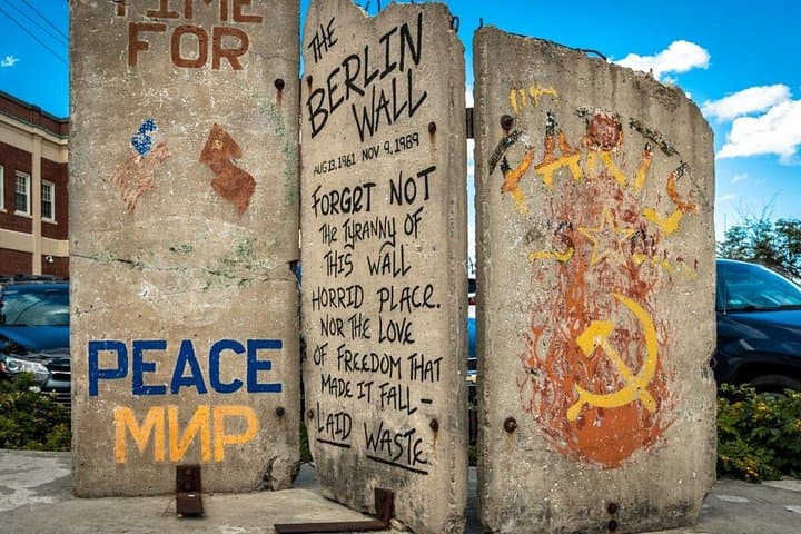 Berlin Spionagemission: Selbstgeführtes Escape Game aus dem Kalten Krieg — Foto 3