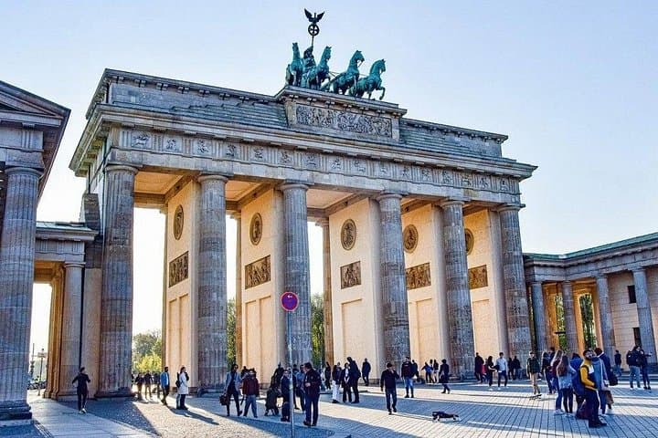 Tour a Piedi sulla Storia e i Punti Salienti di Berlino — foto 2