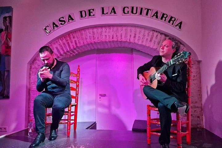 Casa de la Guitarra Flamenco Show in Seville — photo 4