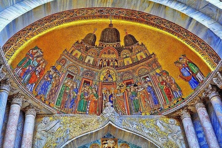Besichtigung der St. Markus-Basilika in Venedig — Foto 4