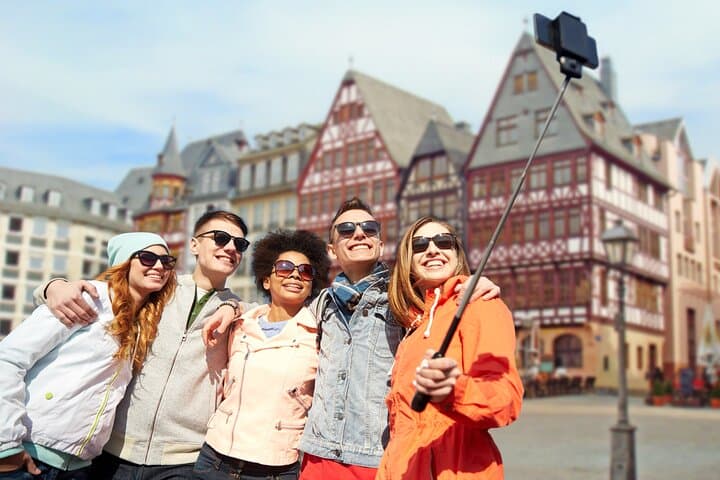 Köln: 1-Tag Private Tour nach Frankfurt mit dem Auto