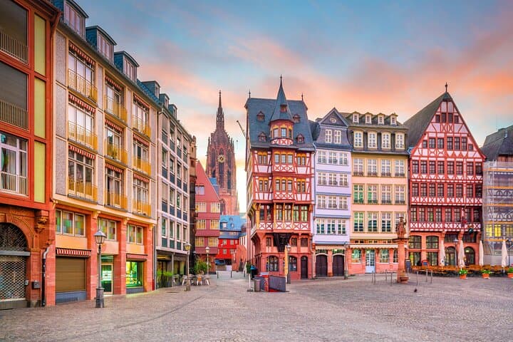 Köln: 1-Tag Private Tour nach Frankfurt mit dem Auto — Foto 3