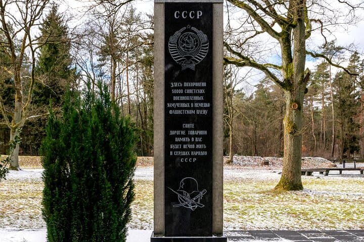 Bergen-Belsen Konzentrationslager Privattour für 1 Tag — Foto 4