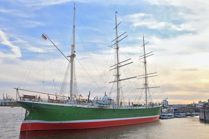 Private Tour des Hamburger Hafens und Rickmer Rickmers Museum — Foto 2