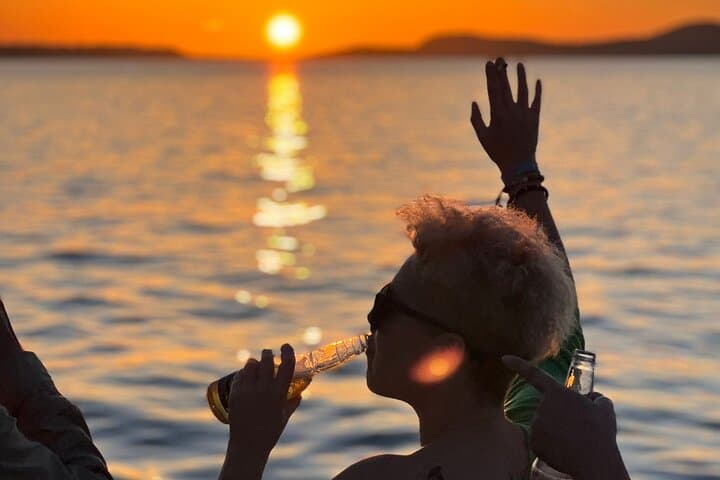 Tour in barca al tramonto a Ibiza