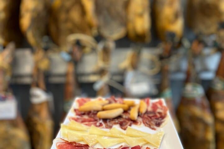San Sebastian Premium Pintxo Food, Wine &amp; Market Foodie Tour — Foto 4